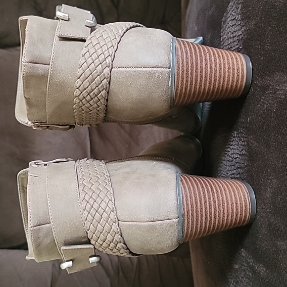 High heel boots- short boots - Picture 4 of 11